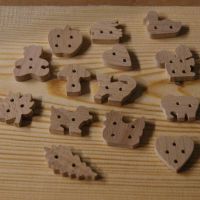 Knopen van ruw hout