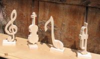 houten instrumenten voor bruiloftdecoratie