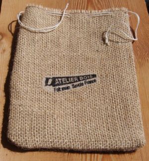 hessian pouch puzzel verpakking hand genaaid