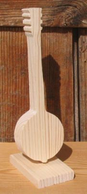 banjo in massief sparrenhout hoogte 15 cm gemonteerd op een sokkel handgemaakte bruiloft tafelmuziek decoratie