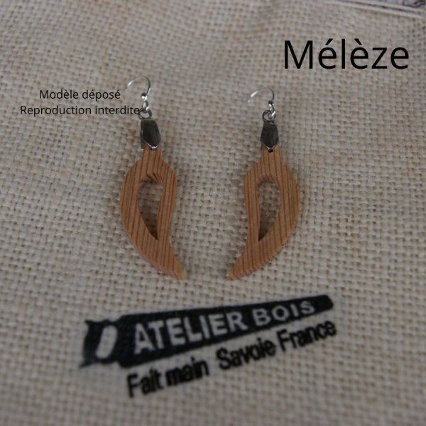 bladoorbel van beukenhout, ethische houten sieraden, natuurjuwelen, handgemaakt