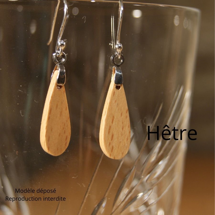 beukenhouten oorbellen ethische houten sieraden, natuurjuwelen, handgemaakt