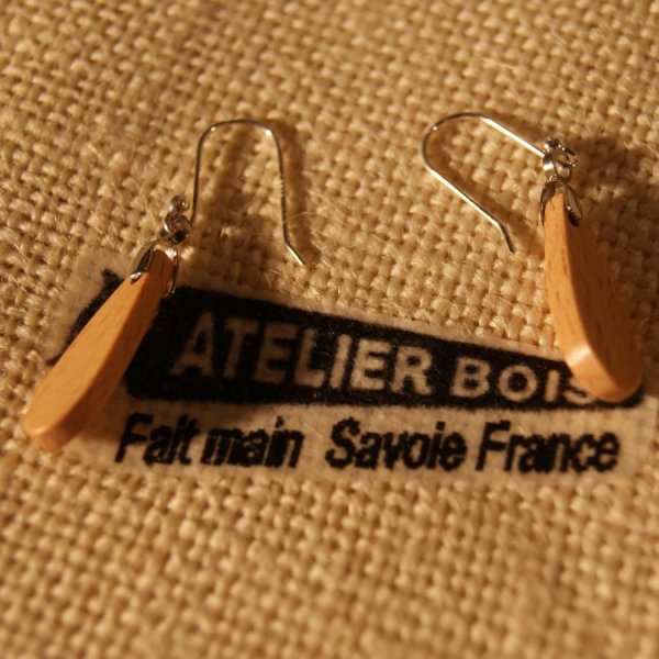 beukenhouten oorbellen ethische houten sieraden, natuurjuwelen, handgemaakt