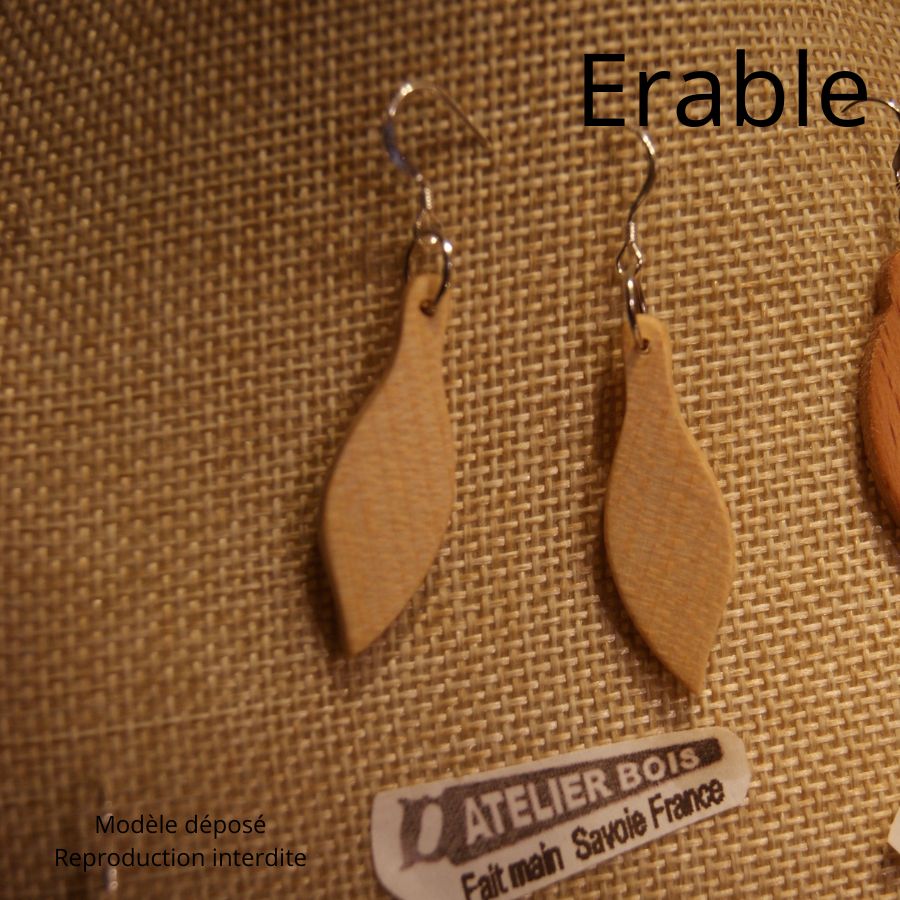 sieraden oorbellen hout handwerk as