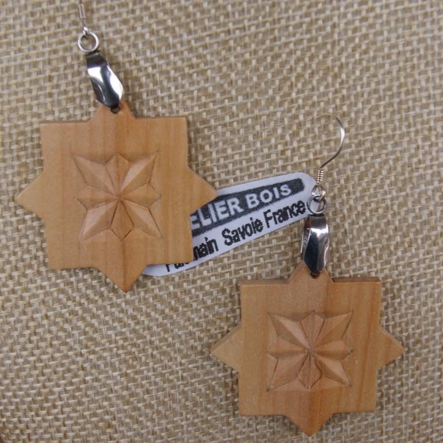 oorbellen gesneden sieraden natuur massief hout kersenhout handgemaakt