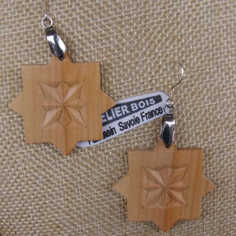 oorbellen gesneden sieraden natuur massief hout kersenhout handgemaakt