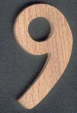 Nummer 9 ht 8cm in hout om te schilderen en te lijmen