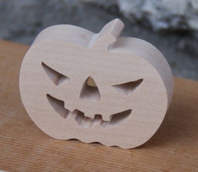 Halloween pompoen beeldje in hout om te schilderen