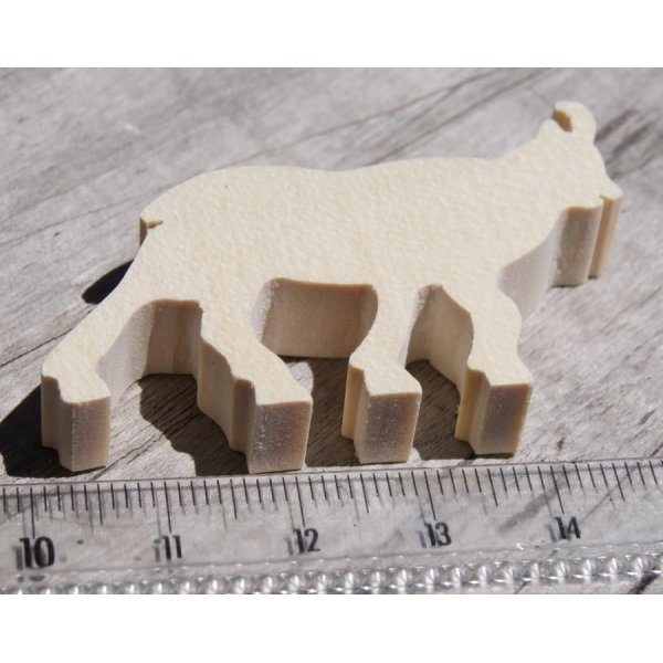 Houten miniatuur gemsfiguur om bergthema te versieren