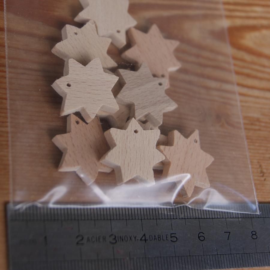 Miniatuur sterbeeldje met 7 doorboorde takken, kerstdecoratie om te versieren en op te hangen