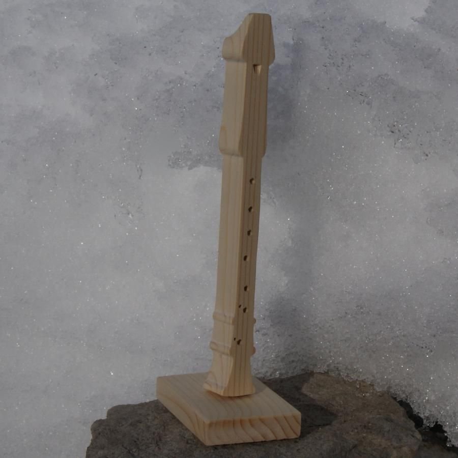 Massief houten blokfluit ht 20 cm handgemaakt interieur decoratie muziek cadeau fluitist