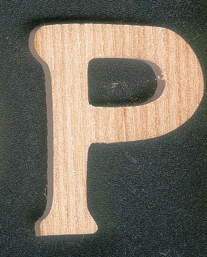 Houten letter P te schilderen en te lijmen 5 cm hoog