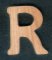 Letter R van massief handgemaakt essenhout, hoogte 5 cm