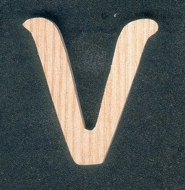 V-letter in essenhout hoogte 5 cm