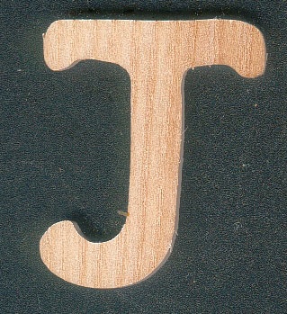 Letter J in essenhout, hoogte 5 cm