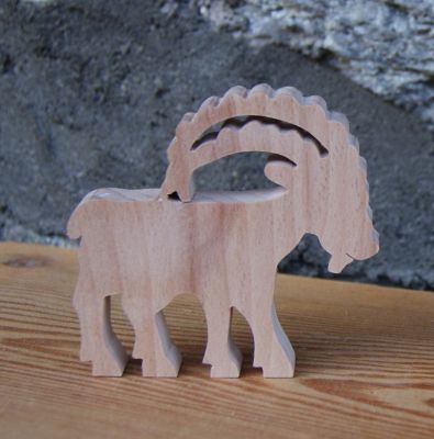 mark place mountain theme wedding Ibex handgemaakt massief beukenhout