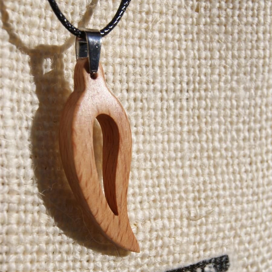 Beukenhouten holle bladset, handgemaakte oorbellen en hanger