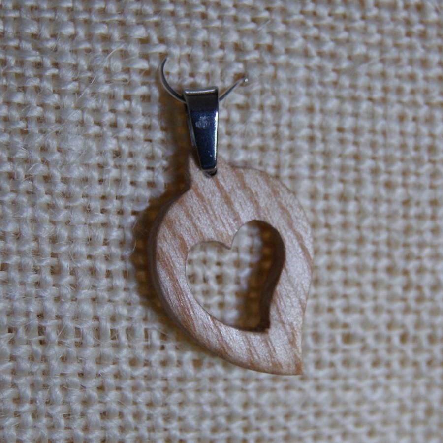 hart hanger van essenhout, hout bruiloft, valentijnsdag, hout en natuur sieraden, handgemaakt
