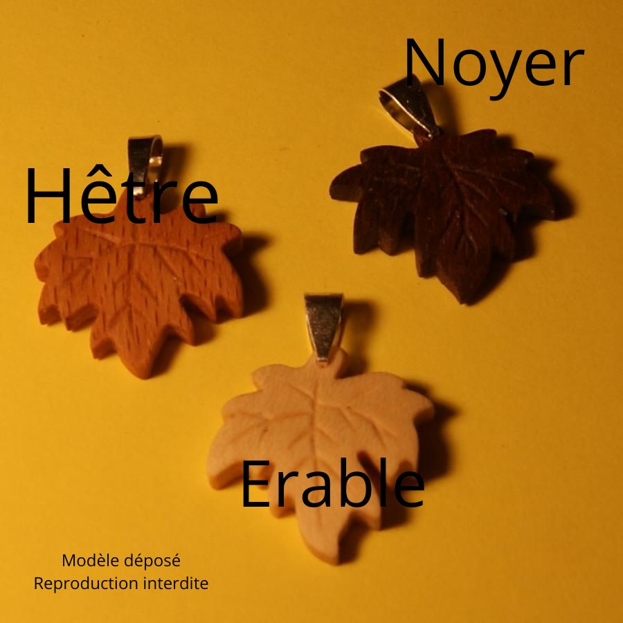 hanger van esdoornblad van gewaxt geribd beukenhout ethische sieraden, handgemaakt
