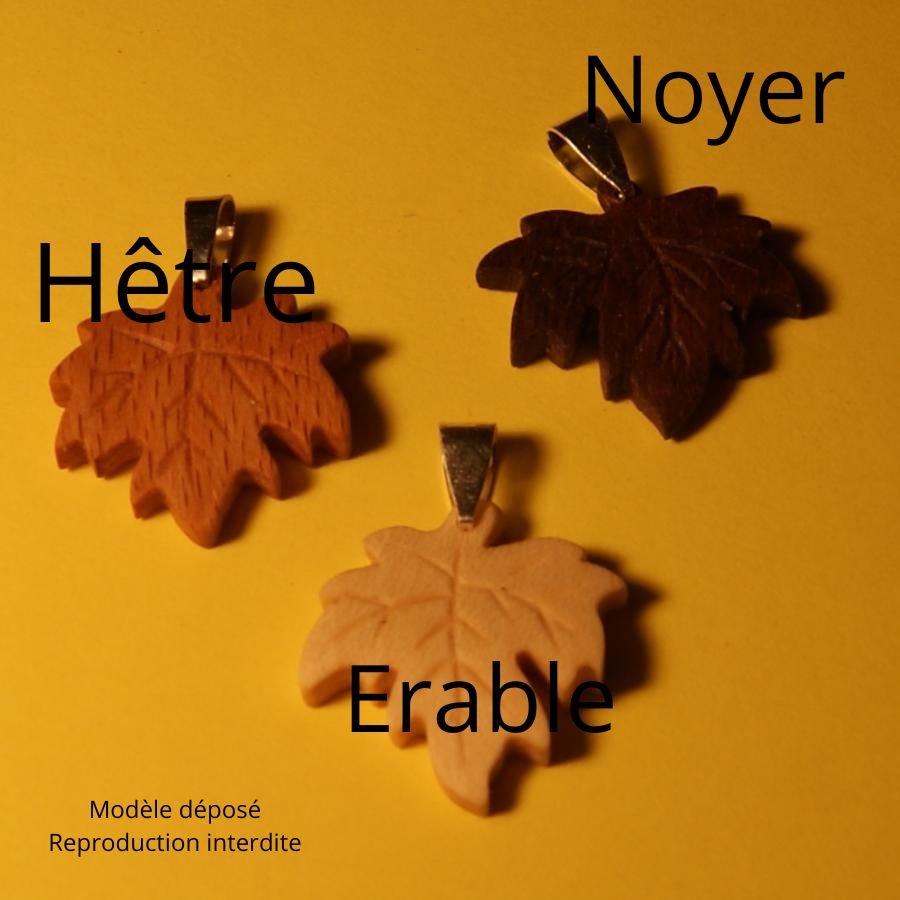 hanger van esdoornblad van gewaxt geribd beukenhout ethische sieraden, handgemaakt