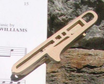 handgemaakte massief houten tromboneclip, origineel en nuttig geschenk voor trombonist muzikant