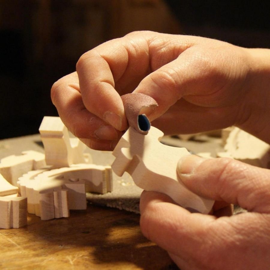 Houten puzzel 5 stukjes eekhoorn massief beukenhout, handgemaakt, wilde dieren