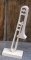 trombone gemonteerd op houten voet, muzikale decoratie, handgemaakt, geschenk voor trombonist