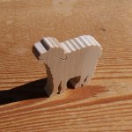 Miniatuur schaap, lam, ooi houten beeldje om te versieren