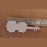 Cello figuurtje hg 6cm massief hout handgemaakte versiering scrapbooking muziek