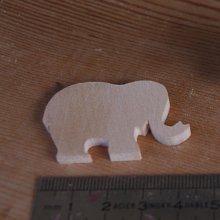 miniatuur olifant beeldje 3mm versiering te schilderen en te lijmen massief hout handgemaakt