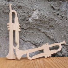 3mm massief esdoorn trompet beeldje, met de hand gesneden, decoratieve miniatuur, muziek scrapbooking versiering