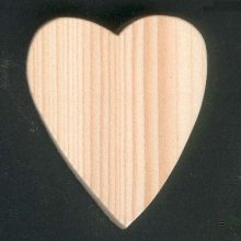 Massief houten hart 6 x 7,5 cm, met of zonder ophanghaak, handgesneden