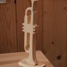 Lange houten trompet 20cm, sparrenhout, muzikale decoratie, cadeau voor trompettist, handgemaakt