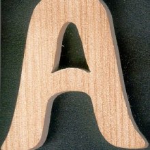 Houten letter A om te schilderen en te lijmen