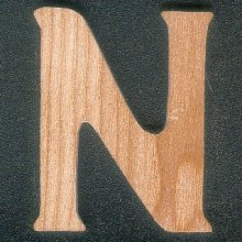 Letter N van massief hout om te schilderen en te lijmen, handgemaakt