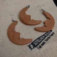 Maanset, oorbellen en hanger van beukenhout, handgemaakt